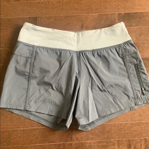 Lululemon running shorts- in perfect condition
